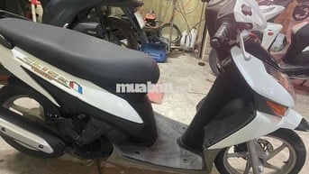 Honda Click Trắng