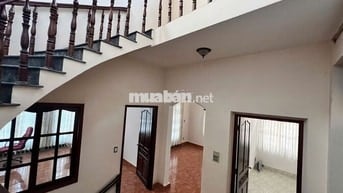 CHO THUÊ NHÀ MẶT TIỀN ĐƯỜNG NGUYỄN VĂN NGUYỄN PHƯỜNG TÂN ĐỊNH TP.HCM