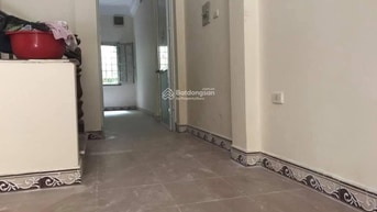  Cho thuê MB tầng 1 Mặt phố Đông Các 8tr/tháng