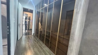 Cho thuê tầng 1,2,3 (nhà 7 tầng, chủ nhà tg 4-7), số 21 ngõ 22 Phạm Th