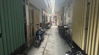 Bán nhà sát mặt tiền đường Trần Khắc Chân, Q.1. 3 tầng. 5.x tỷ