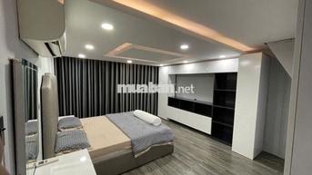 VIEW MẶT TIỀN NGUYỄN TRÃI QUẬN 5 - 5 PHÒNG SẴN NỘI THẤT - CHỈ 15 TRIỆU