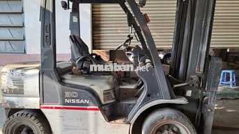 Nissan 2002  - 100000 km
