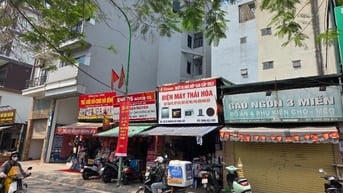 Cho thuê nhà 2 tầng mặt phố Sông Sét ngay cạnh chung cư Nam Đô