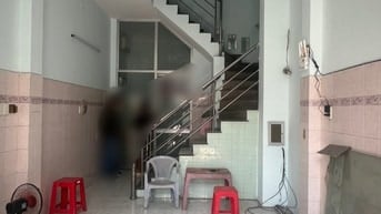 Nhà 3 tấm HXH Âu Cơ cạnh trường học tiện ở và kinh doanh
