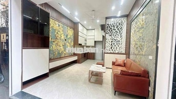 Siêu Phẩm Tây Hồ 30m2 - 5 Tầng - Gần Phố - Ngõ Thông - Giá 7,3 Tỷ