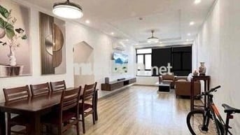bán căn góc 121m2,3pn full nội thất ,sổ hồng riêng,