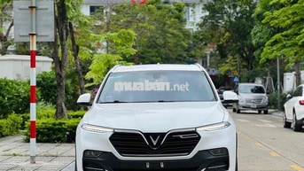 VinFast Lux SA Premium 2019 Trắng