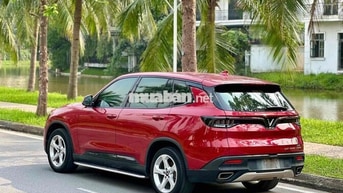 VinFast Lux SA Base 2021 Đỏ 45000 km