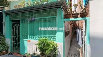 Bán đất tặng nhà ở và 4 phòng trọ