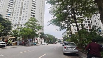BÁN 68M ĐẤT ĐẸP THANH TRÌ ĐƯỜNG TO 12M, VỈA HÈ RỘNG 8M , PHÂN LÔ Ô TÔ,