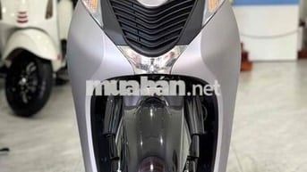 Honda SH Mode Bạc đen