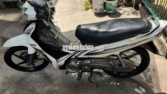 Yamaha Sirius màu Trắng đã sử dụng