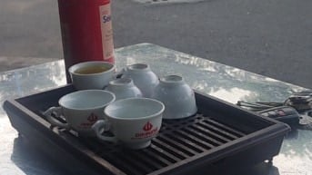 Bán nhà mặt tiền góc Lò Gốm viêu sông ,sân để xe hơi 2 xe,có bóng cây 