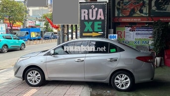 Toyota Vios E model 2020 số sàn màu bạc