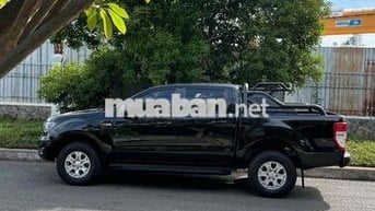 Ford Ranger Đen 5 chỗ Tự động