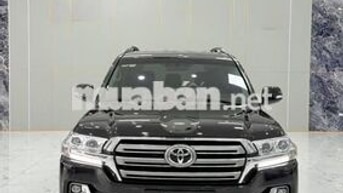 Toyota Land Cruiser 2019 4.6 V8 Đen công ty.