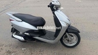 Honda Lead Bạc