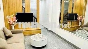 phố Khương Trung- Nhà 4 tầng dân xây ở ngay- Ngõ nông- 32m2- 8.15 tỷ