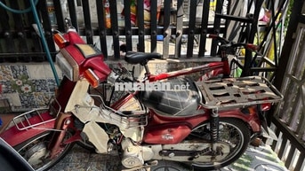 Honda DH Đỏ