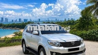 Toyota Fortuner 2013 Bạc