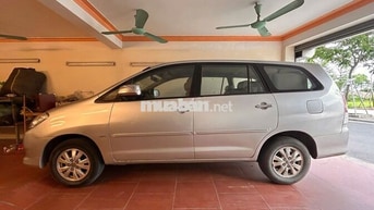 Bán Toyota Innova 2011 Bạc Số sàn-gia đình sử dụng