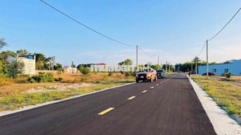 Cần bán gấp đất đường nhựa 12m chỉ 600 triệu tại KCN