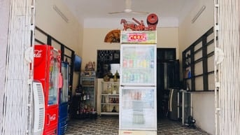 Cho thuê nhà mặt phố Nguyễn Trường Tộ,  Diện tích 55m2, có đủ WC