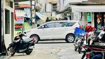 Nhà hẻm 3m Trần quang khải ,Q1, 3,2x13m(40m2),trệt 3 lầu(8pn), 7,8tỷtl