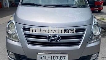 Hyundai Starex 2016 Bạc 6 vạn