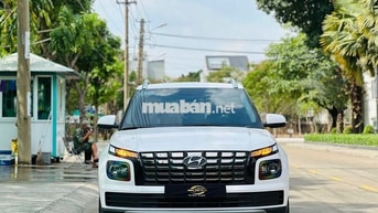 Hyundai Venue 2024 Đặc Biệt 18000 km