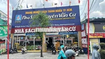 [Cho Thuê Gấp ] MT N.V.Cừ Q1 10x10m 2T 70Triệu