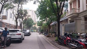 Cho thuê nhà liền kề mới phố Lưu Hữu Phước, DT 60 m2x 6 tầng