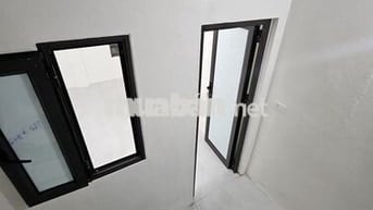 Cho thuê nhà 3 tầng, nguyên căn, tổng DT ~80m2, Trương Định, Hà Nội