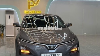 Xe điện VinFast VF6 Eco 2025 Xám