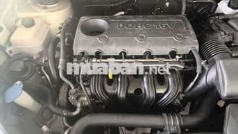 Kia Carens 2010 SX Vàng cát
