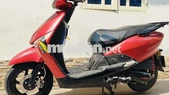 Honda Xe máy màu Đỏ
