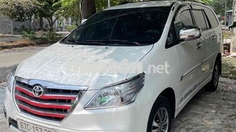 Toyota Innova 2016 2.0E Trắng