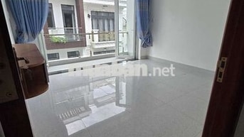 Cho thuê phòng trọ gần Đầm Sen