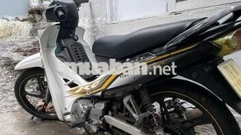 Yamaha Sirius RC 2012 Trắng, đen