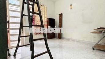 Bán nhà lầu kiên cố hẻm 154 Âu Dương Lân P3 Q8 