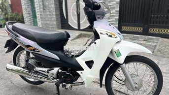 Honda Wave 50cc 2024 Trắng odo2900km zin100%