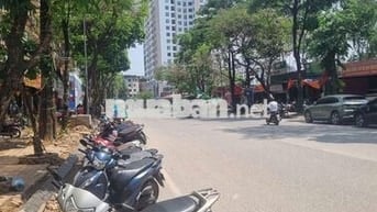 Cho Thuê cả nhà Mặt phố Nguyễn Cảnh Dị, Hoàng Mai, Hà nội. 55m, 4 tầng