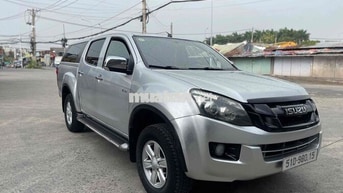 Isuzu D-Max màu Bạc 4x2
