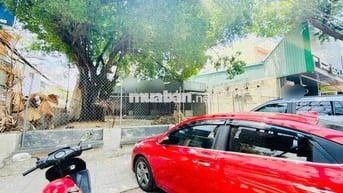 CHO THUÊ MẶT BẰNG (ngang 13,5m)  (full thổ cư) - MT NGUYỄN ÁI QUỐC
