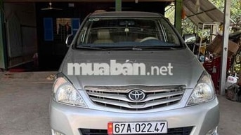 Toyota Innova 2009 Bạc