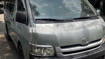 Toyota Van cá mập 2008 Bạc
