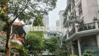 Giá hiếm nhỉnh 6.x tỷ giảm cực mạnh , căn 3 phòng ngủ Cầu Giấy