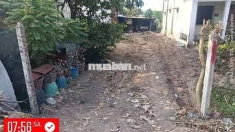 Cần bán đất mặt tiền đường Bến Đình