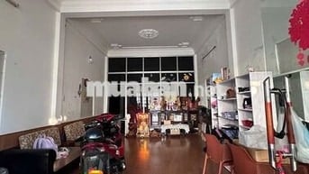 Cho thuê nhà 2 tầng, Mặt Tiền Nguyễn Tất Thành, Hội An, Đà Nẵng.